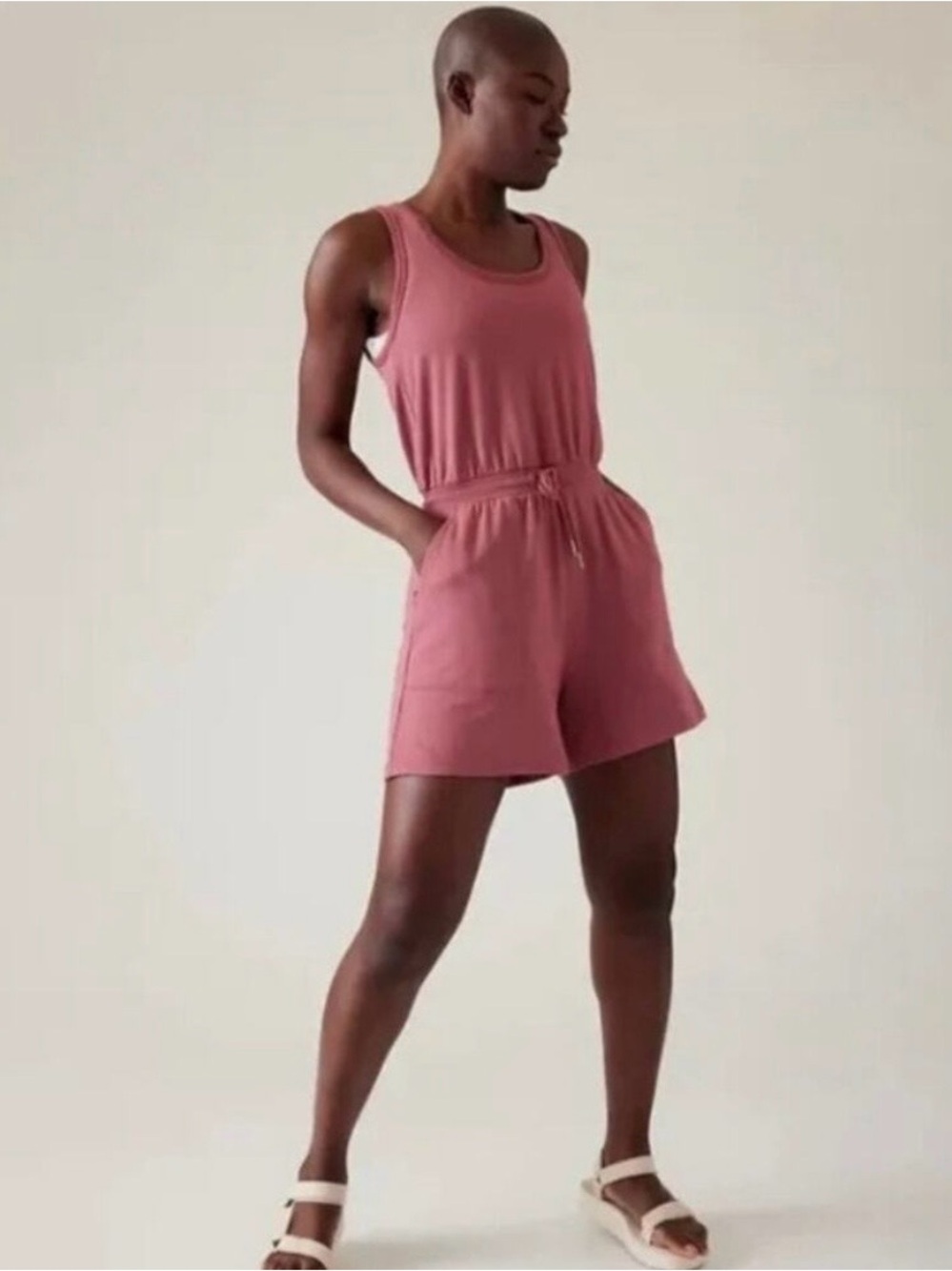 NWT Athleta Balance Sleeveless Romper in Berry Rose Size Large